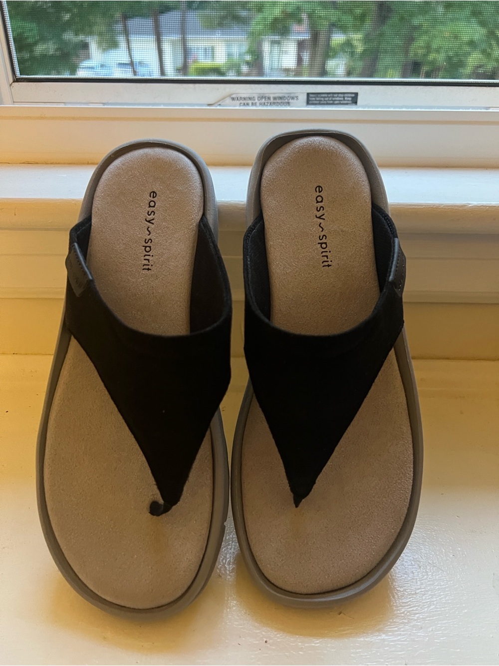 Easy Spirit Flipflop